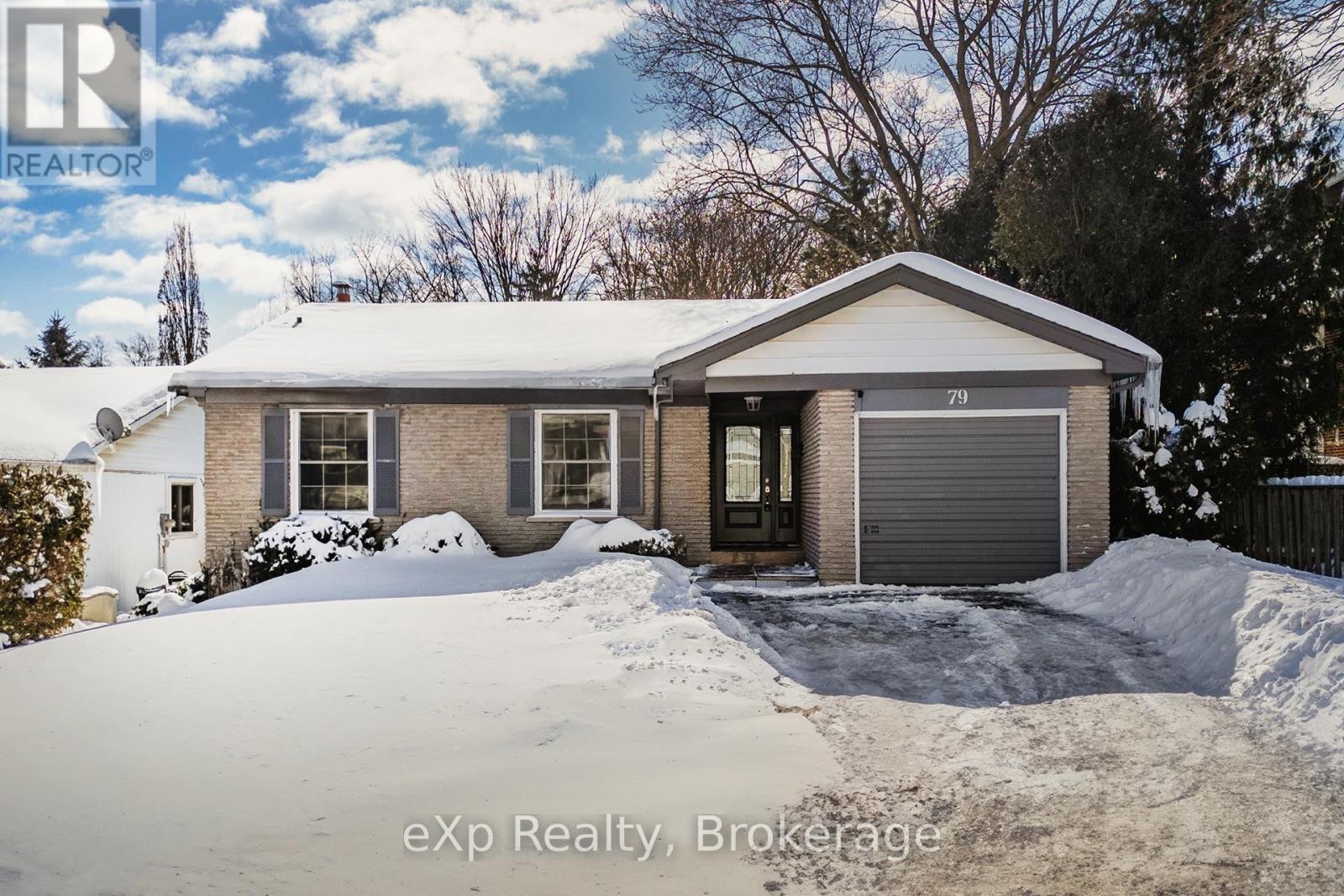79 ANN STREET, Hamilton, Ontario