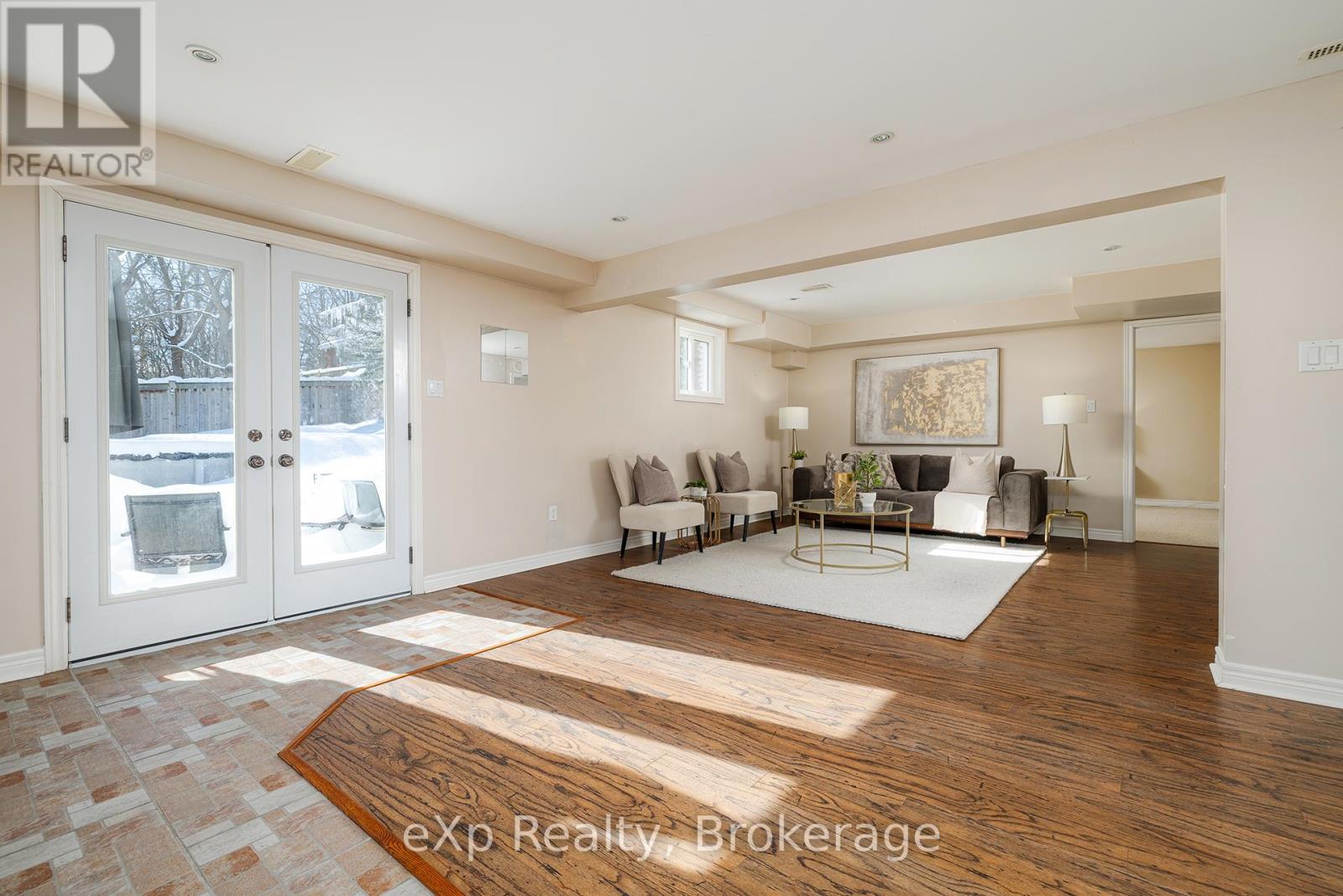 79 Ann Street, Hamilton, Ontario  L9H 5R2 - Photo 17 - X13214194
