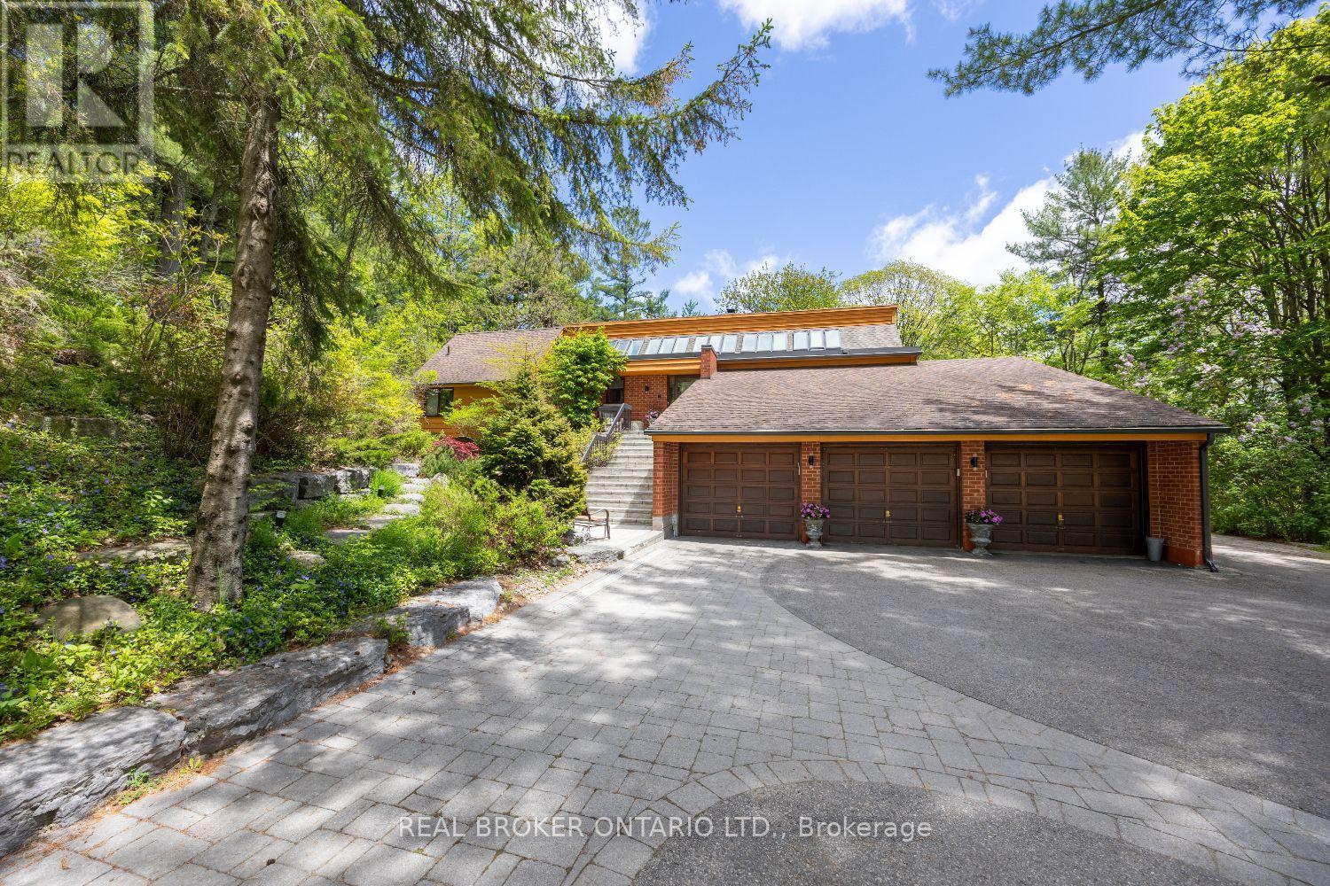 5 SUMAC ROAD, Clarington, Ontario