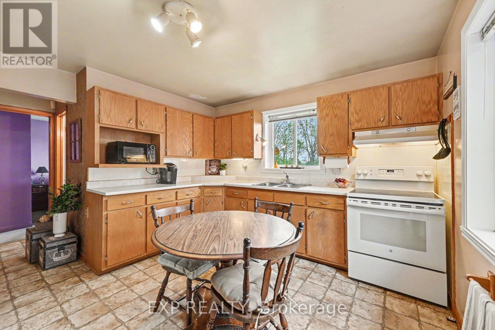 19460 County 2 Road, South Glengarry, Ontario  K0C 2E0 - Photo 12 - X13214334