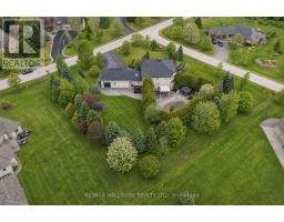 14 ROBERT GRAY ROAD, Whitchurch-Stouffville, Ontario