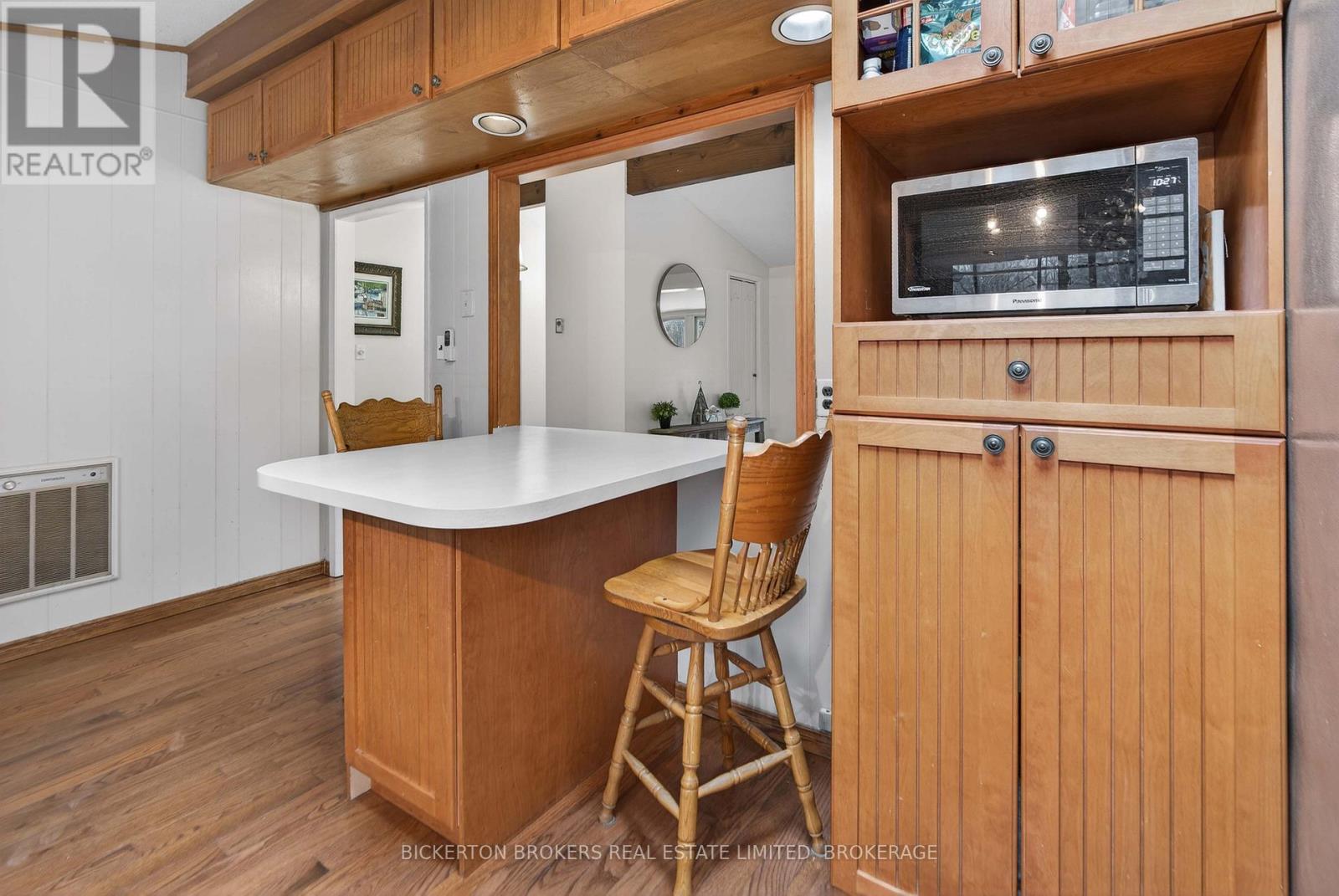 87 Fitzsimmons Road, Front Of Leeds & Seeleys Bay, Ontario  K0E 1L0 - Photo 14 - X12950030