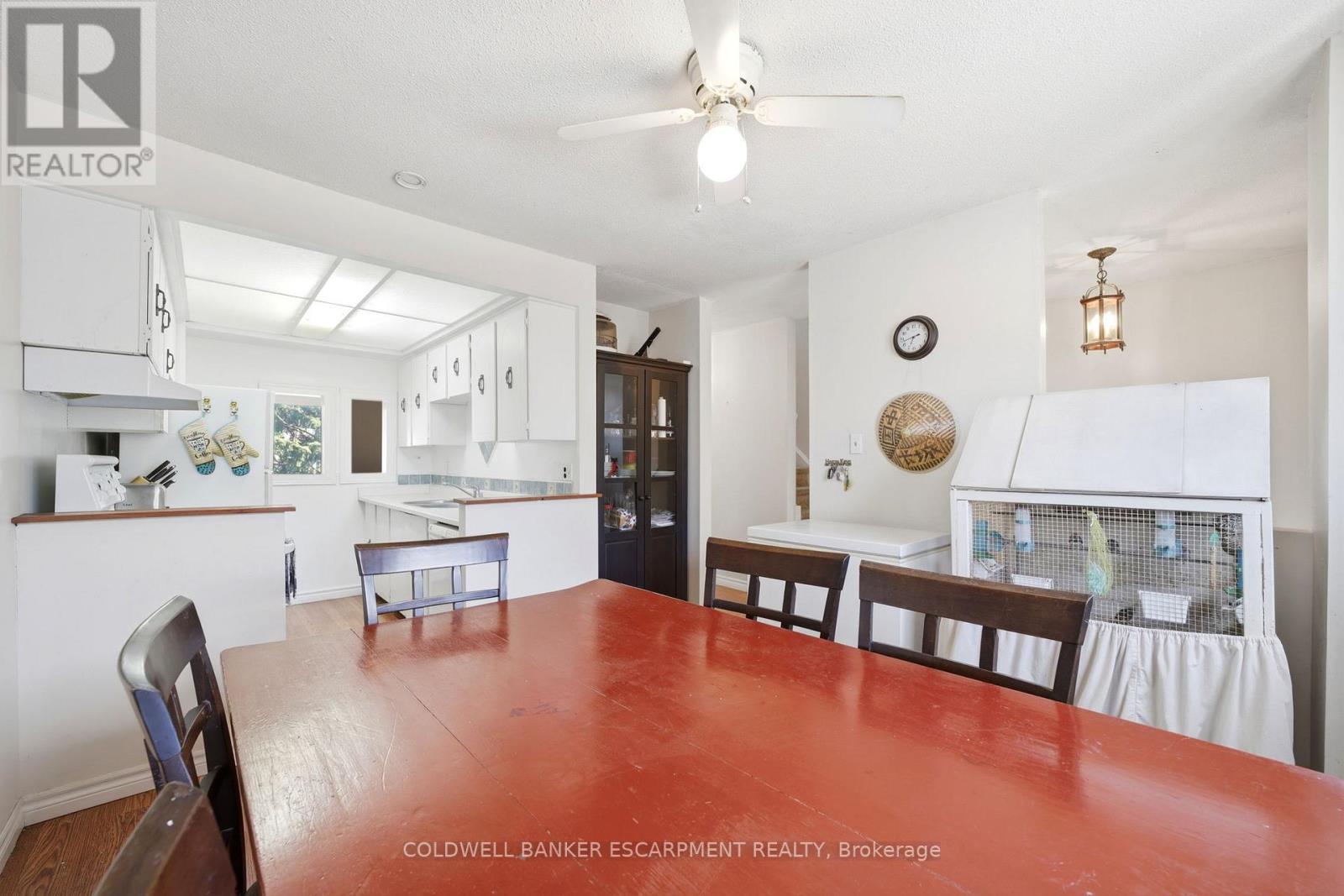 24 Lincoln Court E, Brampton, Ontario  L6T 3Z2 - Photo 17 - W13076556