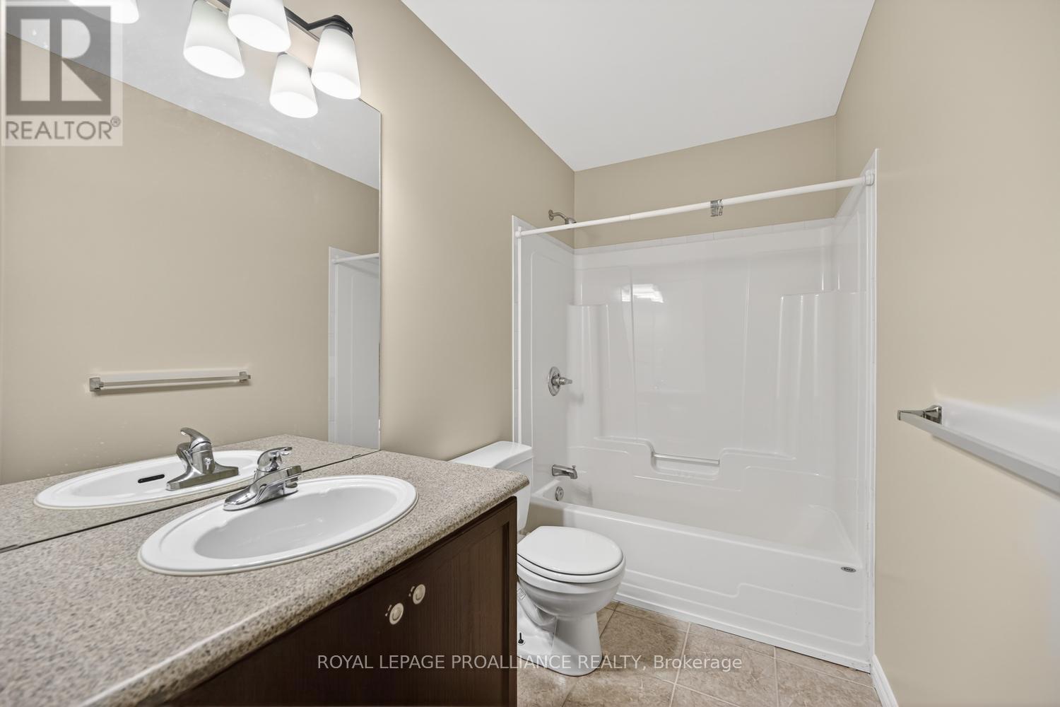 157 Steacy Gardens E, Brockville, Ontario  K6V 0B5 - Photo 5 - X13209766