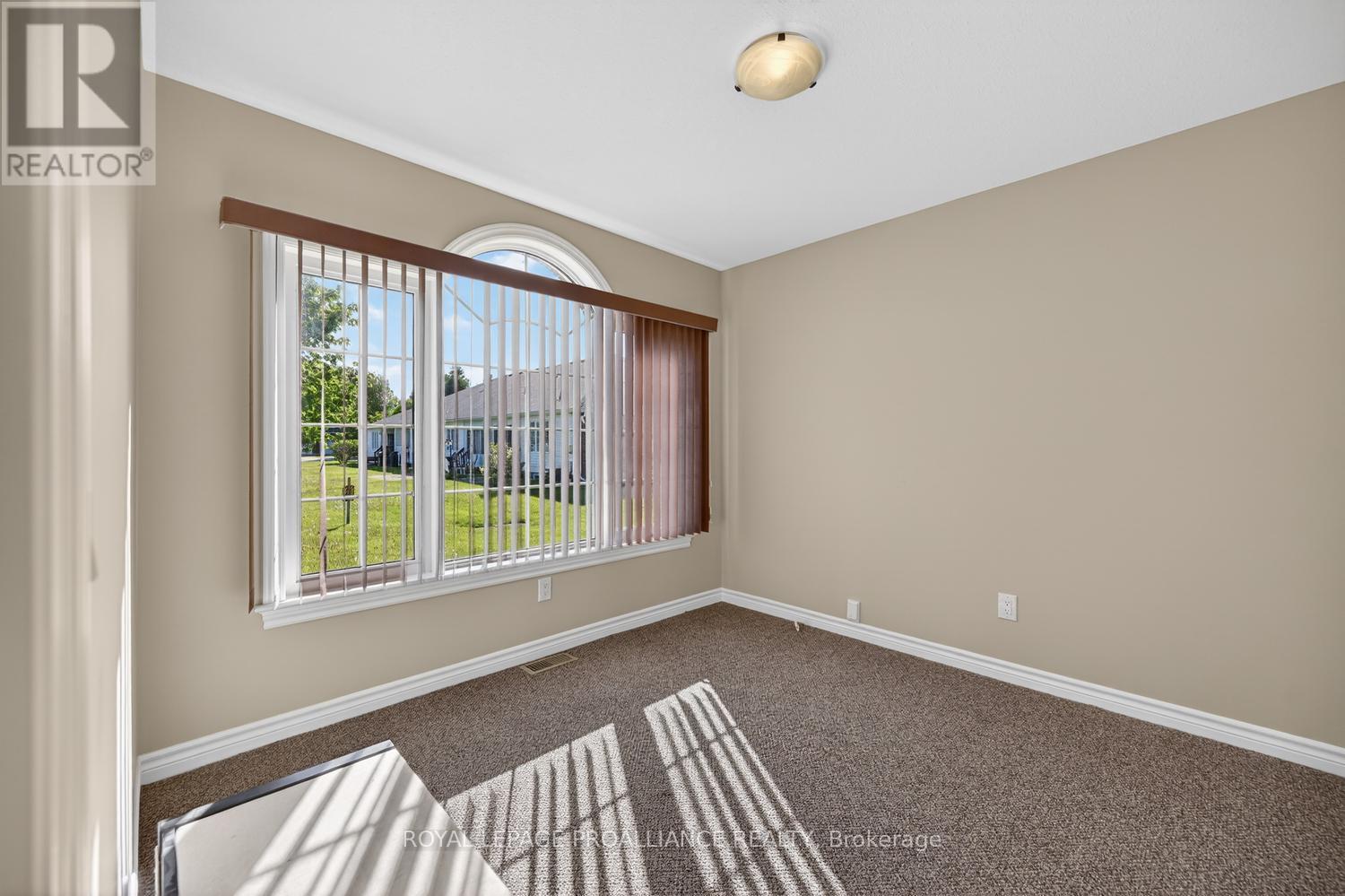 157 Steacy Gardens E, Brockville, Ontario  K6V 0B5 - Photo 15 - X13209766