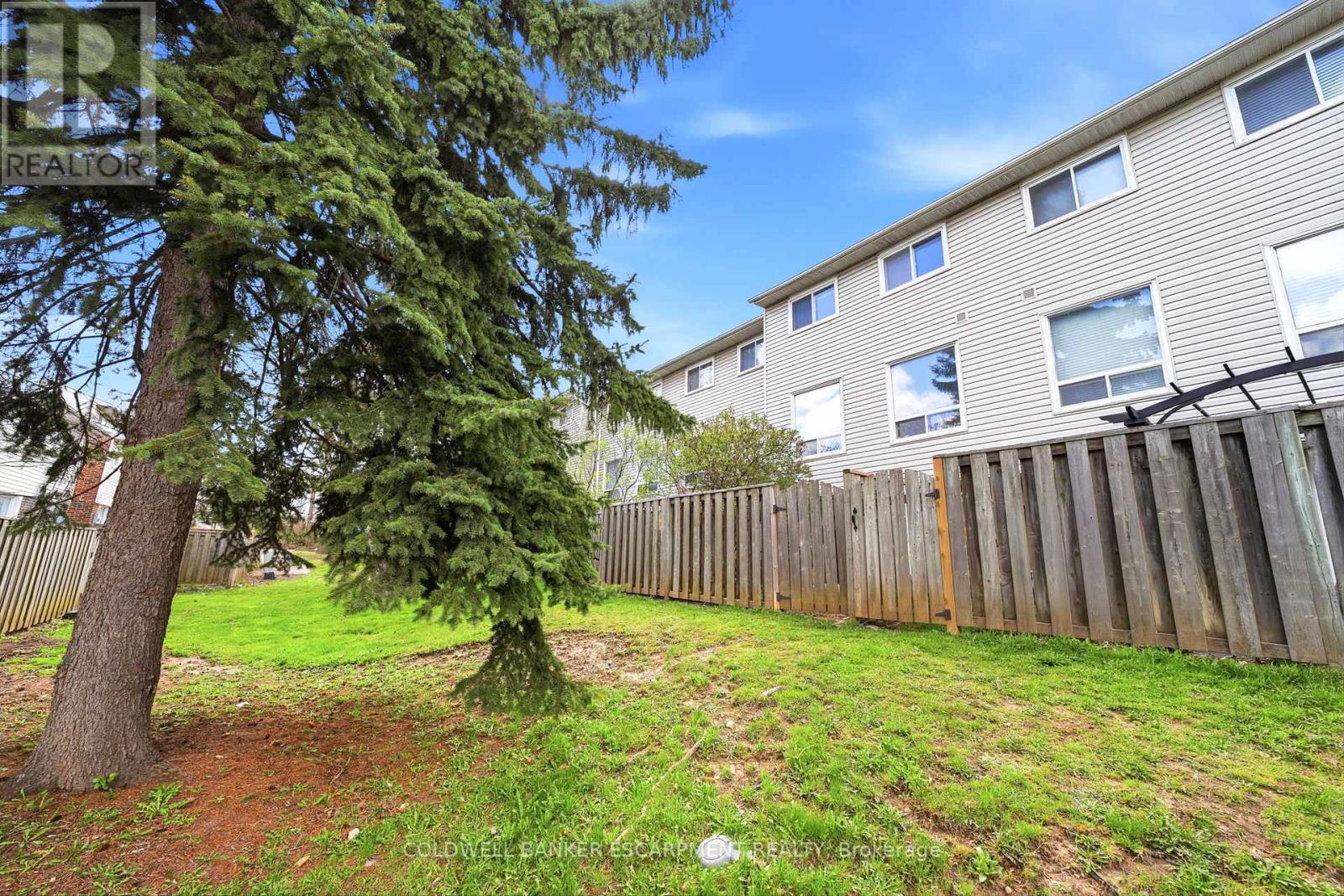 24 Lincoln Court E, Brampton, Ontario  L6T 3Z2 - Photo 37 - W13076556