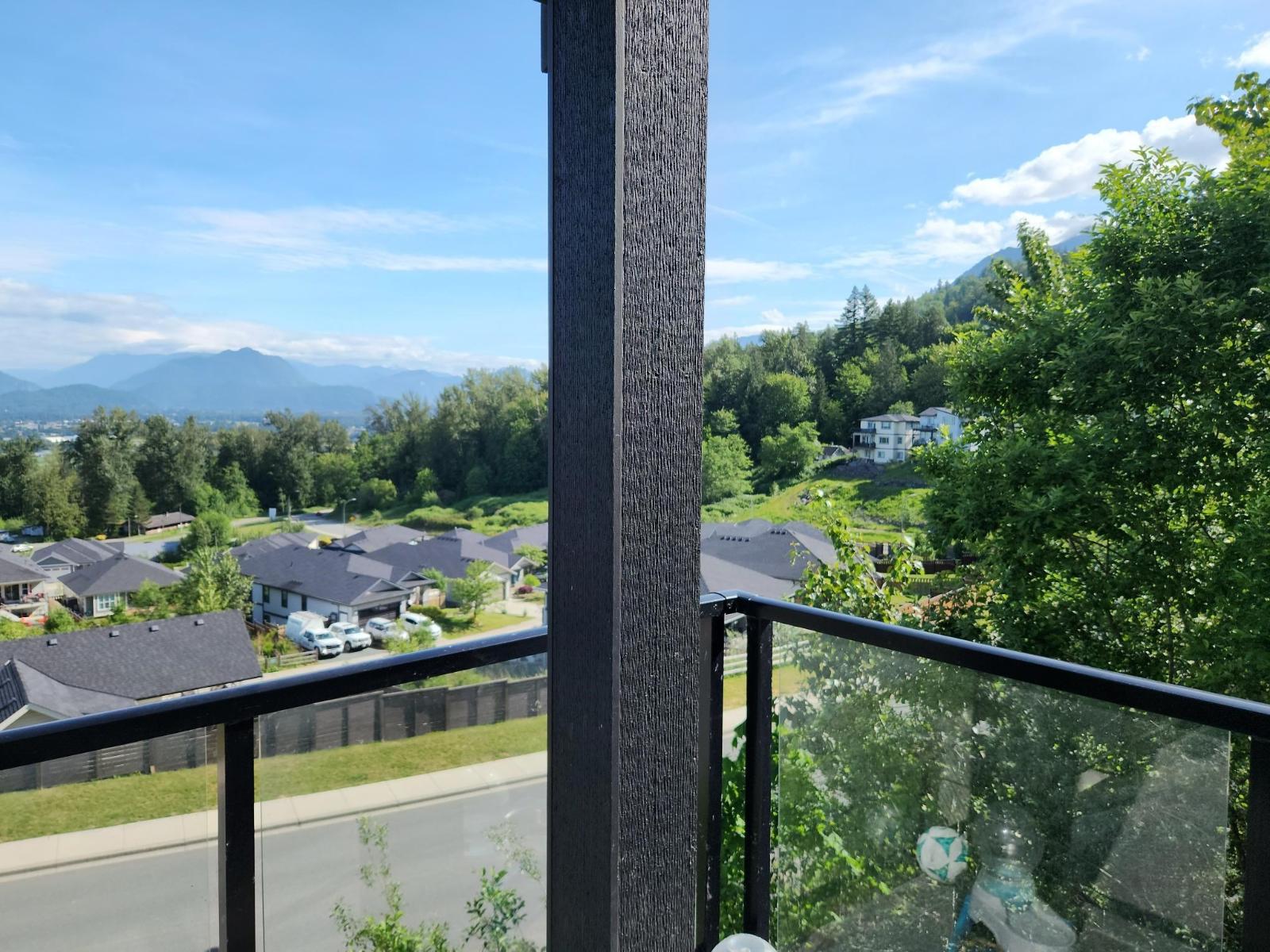 8220 Nixon Road, Eastern Hillsides, Chilliwack, British Columbia  V4Z 0E4 - Photo 3 - R3129256