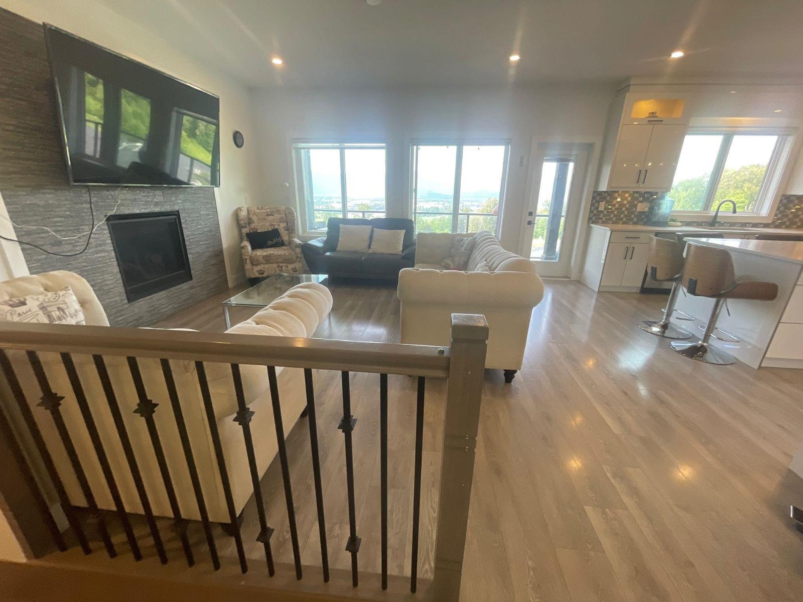 8220 Nixon Road, Eastern Hillsides, Chilliwack, British Columbia  V4Z 0E4 - Photo 6 - R3129256