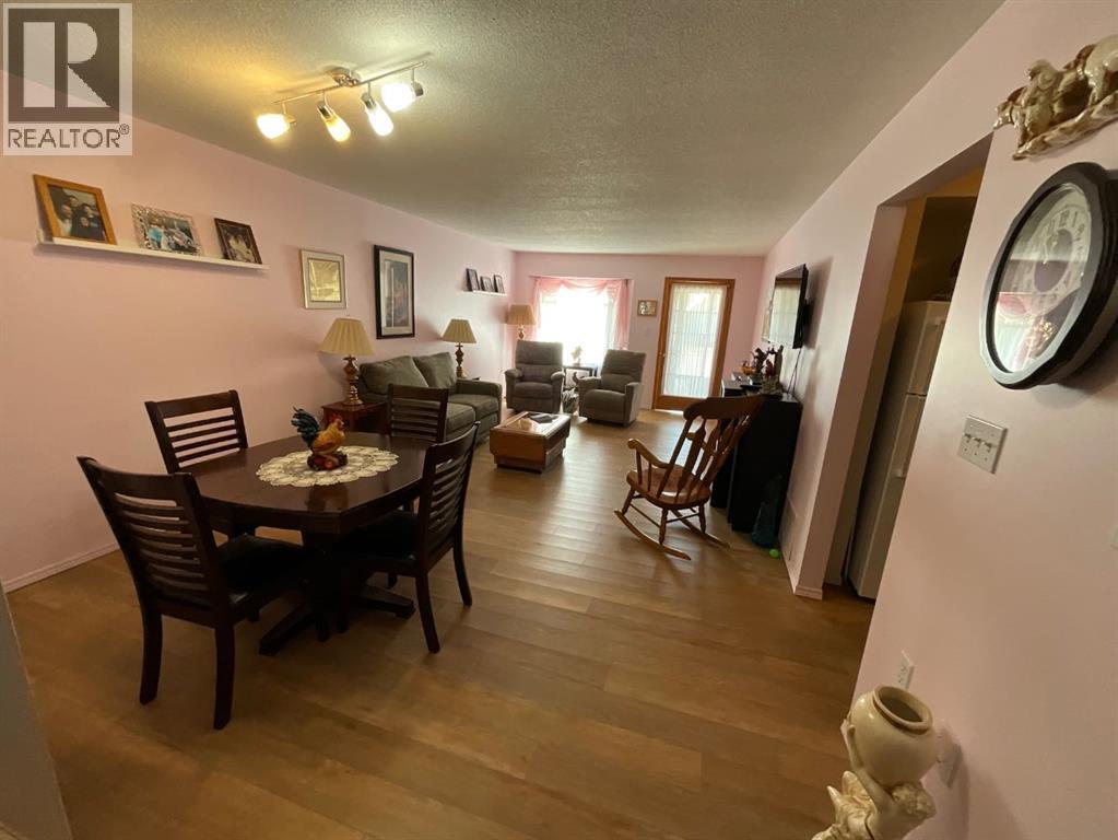4630 42 Streetcrescent, Red Deer, Alberta  T4N 6Y6 - Photo 3 - A2305558