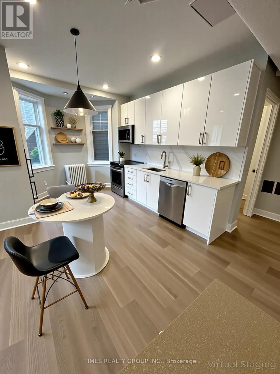 10 - 592 Church Street, Toronto, Ontario  M4Y 2E5 - Photo 3 - C13214060