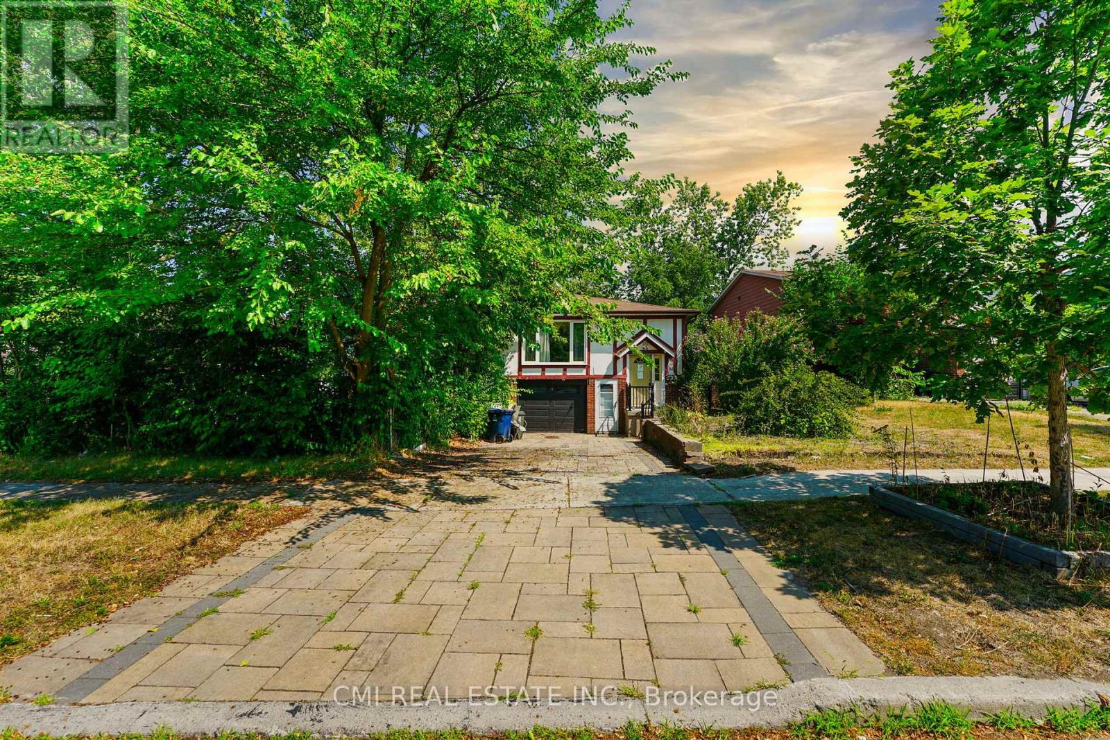 50 Apache Trail, Toronto, Ontario  M2H 2H7 - Photo 1 - C13214070