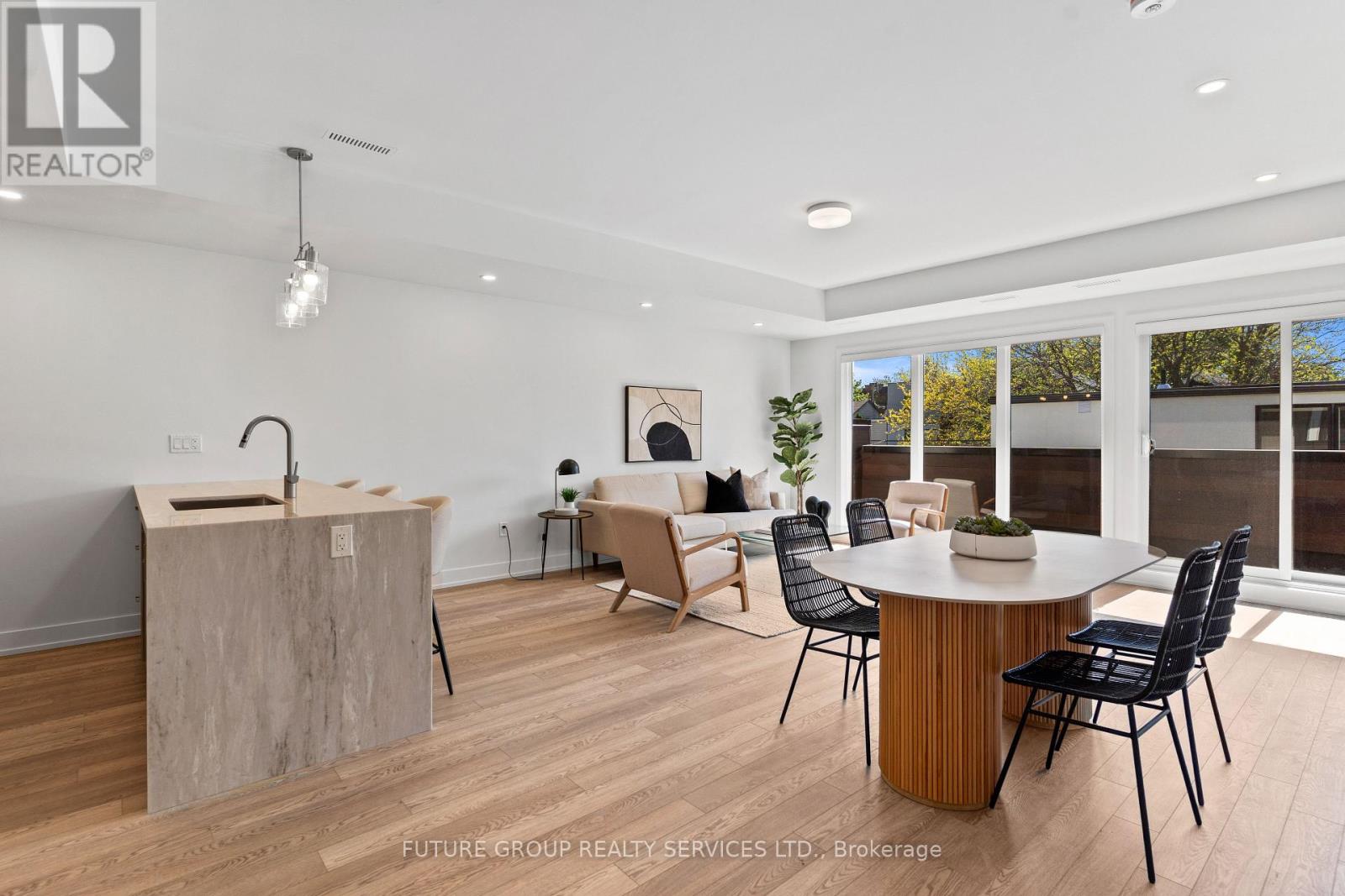 Unit 4 - 86 Kenwood Avenue, Toronto, Ontario  M6C 2S2 - Photo 1 - C13214132