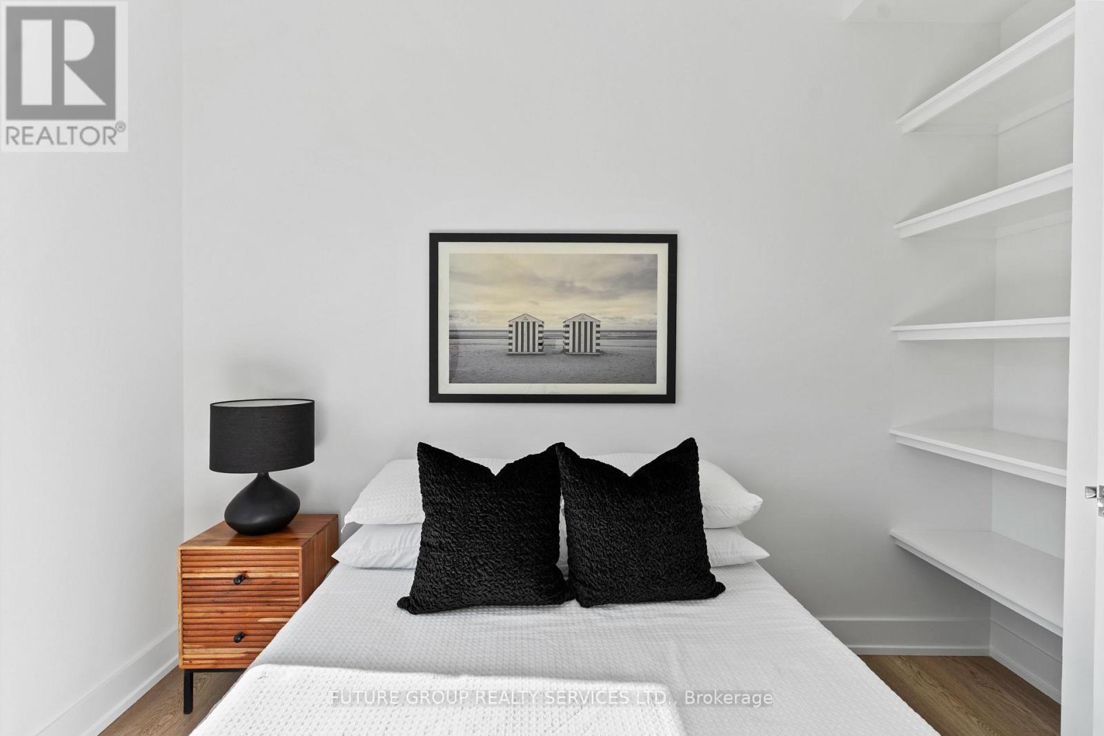 Unit 4 - 86 Kenwood Avenue, Toronto, Ontario  M6C 2S2 - Photo 27 - C13214132
