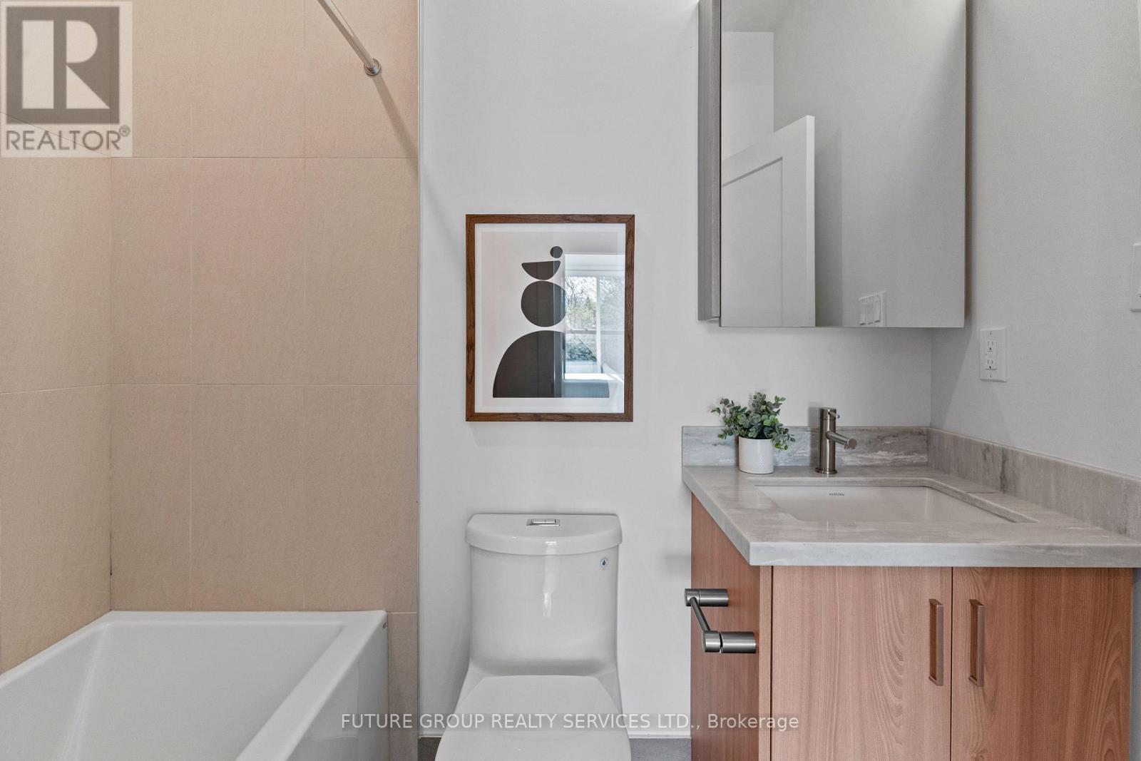 Unit 4 - 86 Kenwood Avenue, Toronto, Ontario  M6C 2S2 - Photo 29 - C13214132