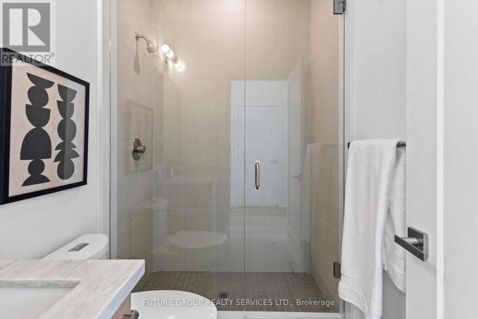 Unit 4 - 86 Kenwood Avenue, Toronto, Ontario  M6C 2S2 - Photo 39 - C13214132