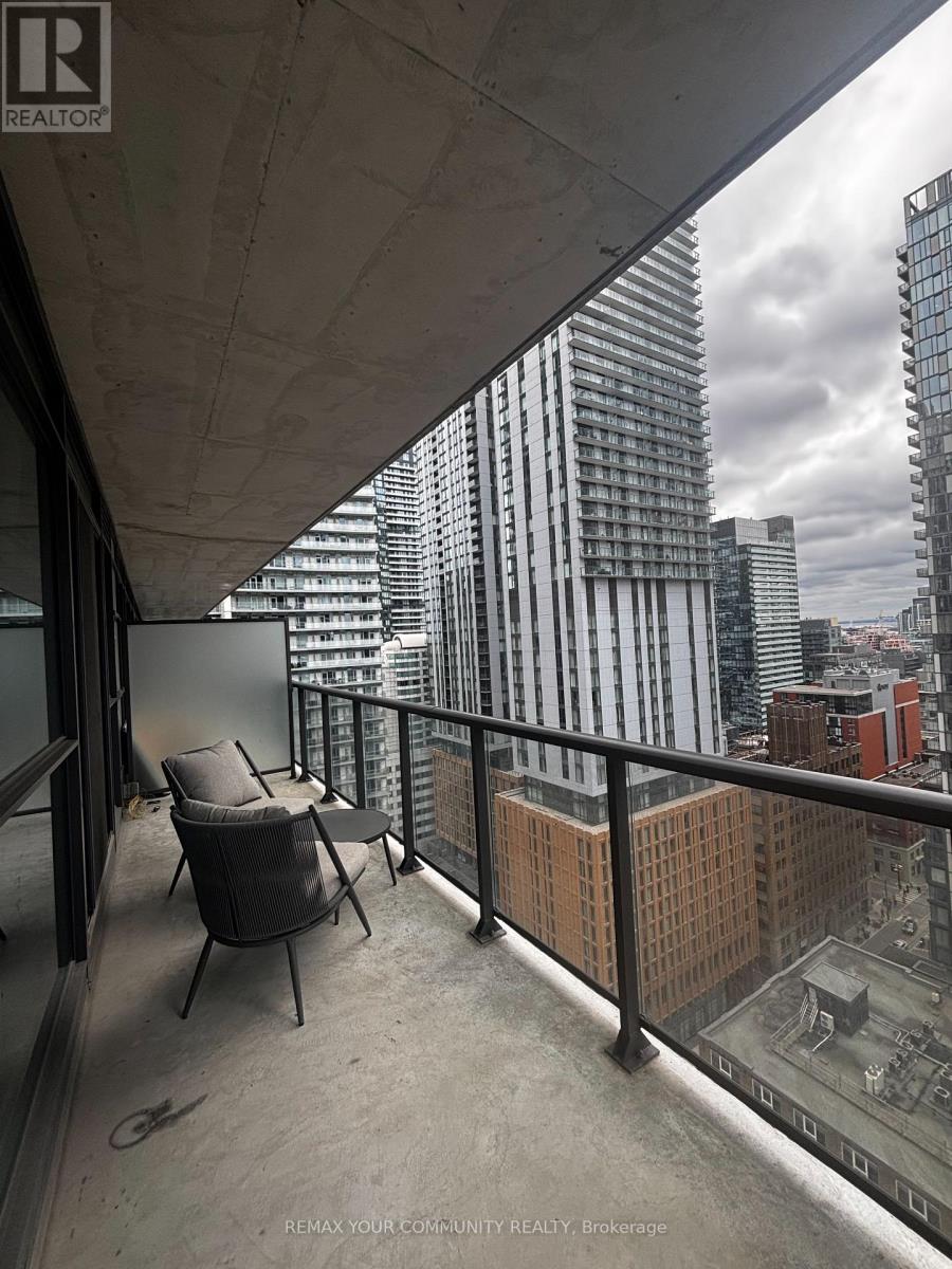 2102 - 290 Adelaide Street W, Toronto, Ontario  M5V 0P3 - Photo 11 - C13214228