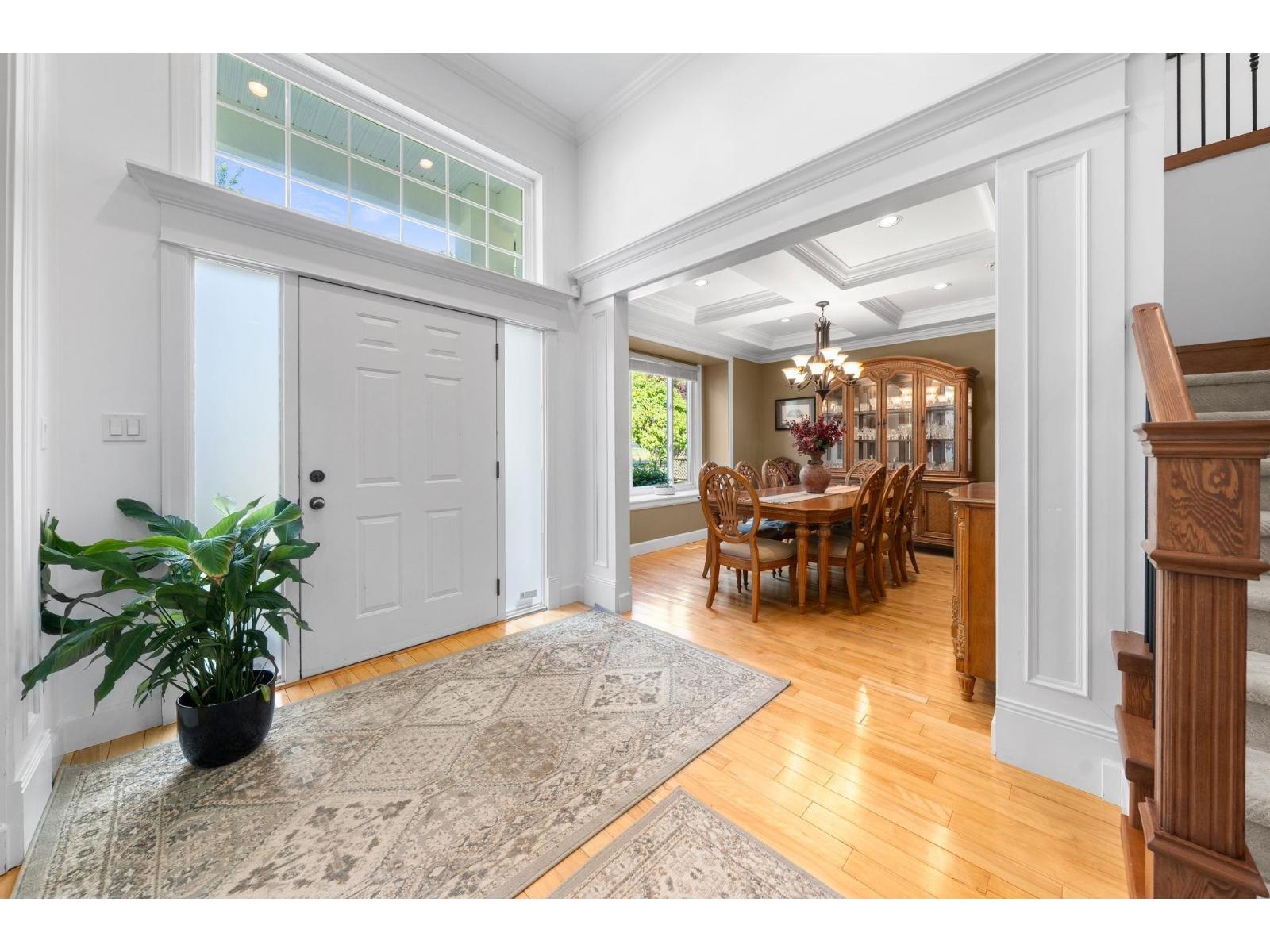 1328 Stevens Street, White Rock, British Columbia  V4B 4Y1 - Photo 3 - R3128791