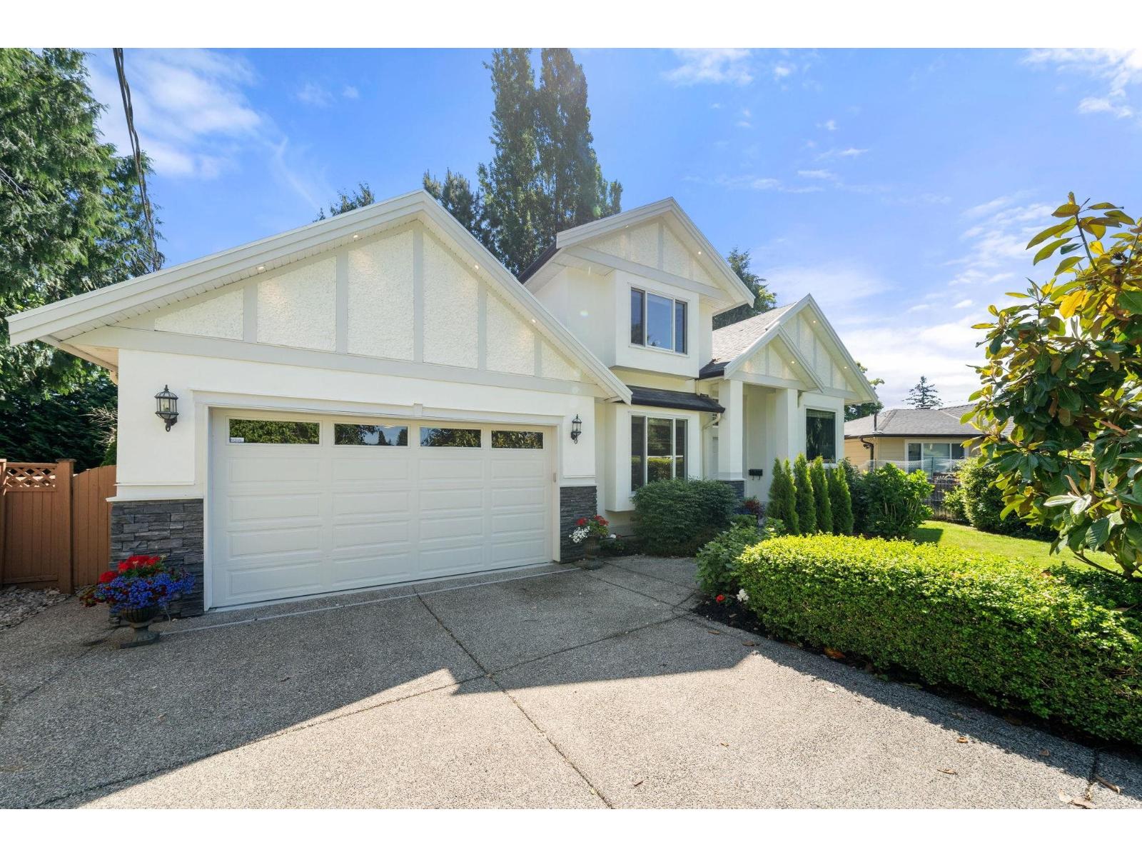 1328 Stevens Street, White Rock, British Columbia  V4B 4Y1 - Photo 2 - R3128791