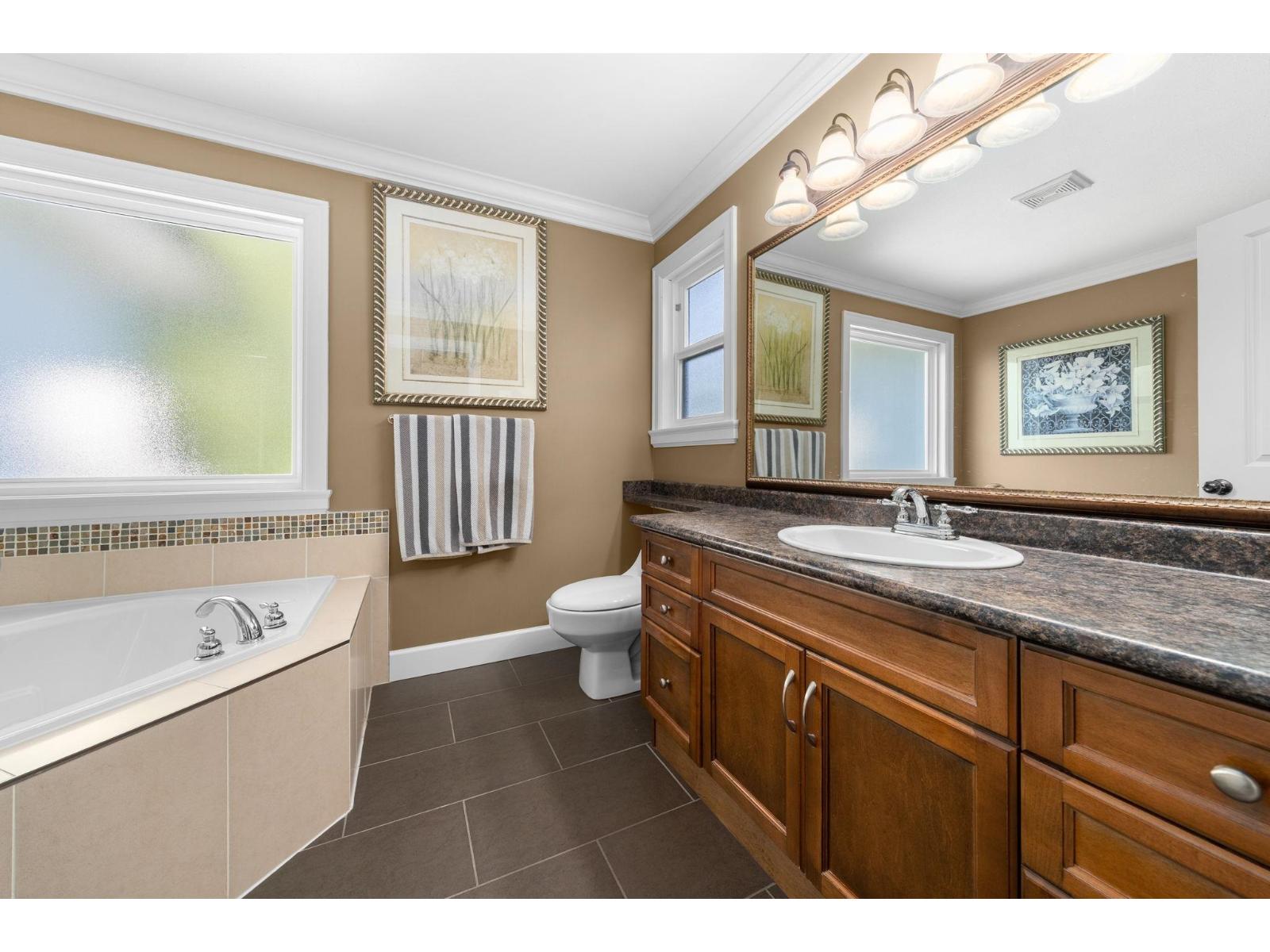 1328 Stevens Street, White Rock, British Columbia  V4B 4Y1 - Photo 30 - R3128791
