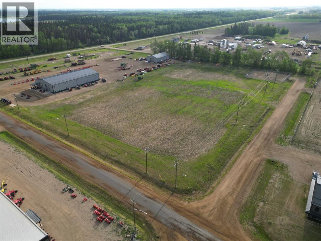 9114 & 9110 106 Ave, La Crete, Alberta T0H 2H0 - Photo 2 - A2316059