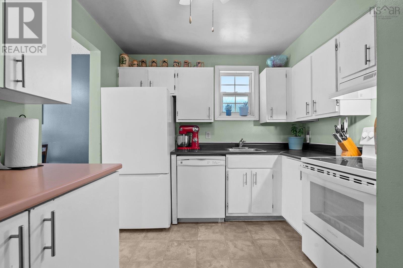 131 79 Collins Grove, Dartmouth, Nova Scotia  B2W 6B9 - Photo 18 - 202612597