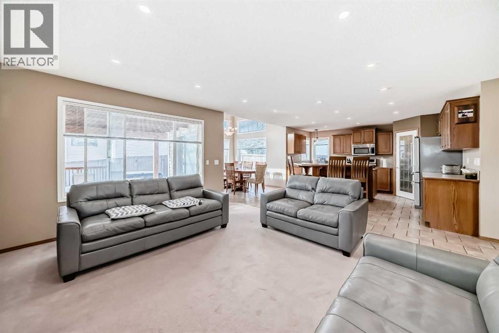 3767 Springbank Drive Sw, Calgary, Alberta  T3H 4J5 - Photo 6 - A2291505
