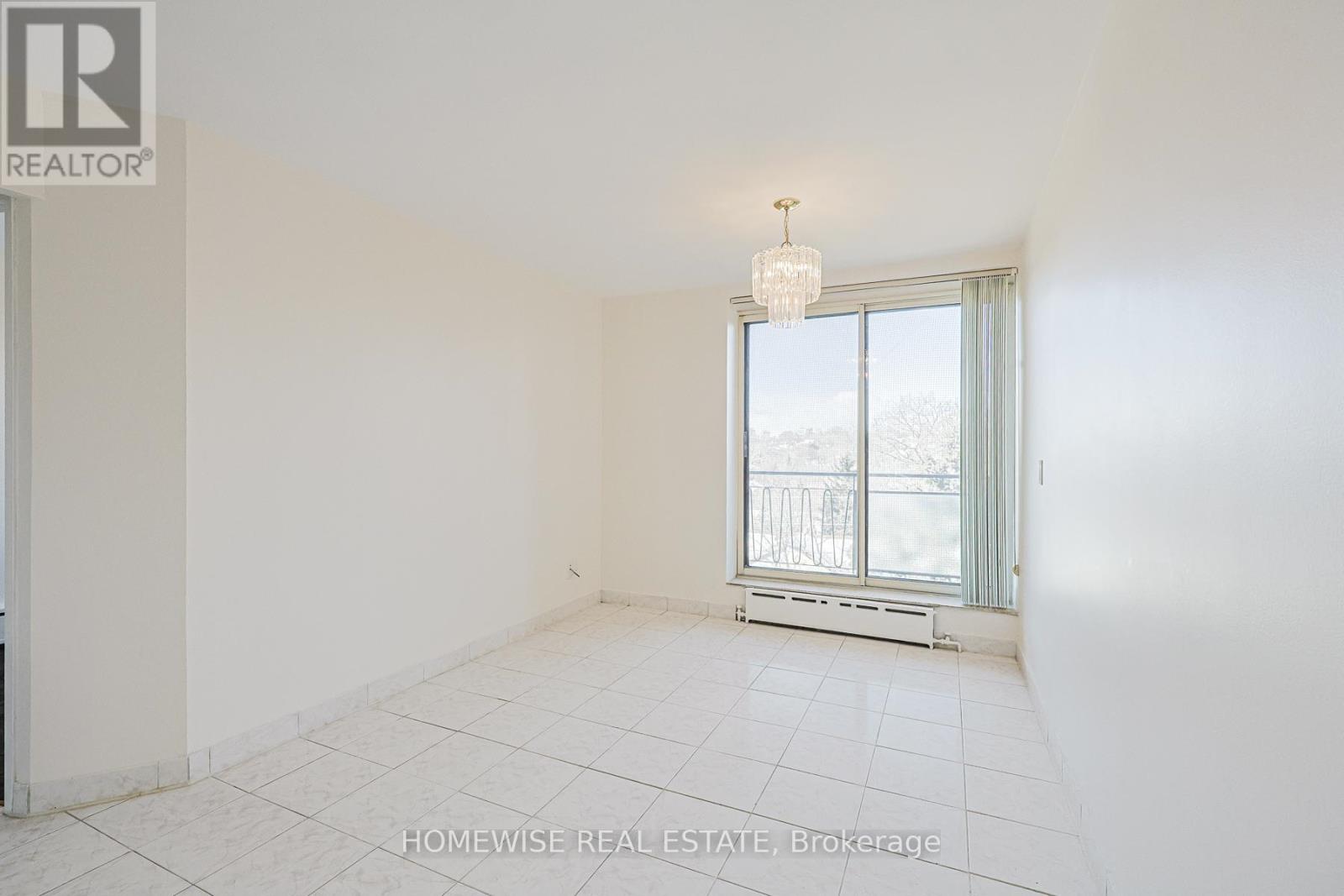 703 - 485 Kingston Road, Toronto, Ontario  M4L 1V6 - Photo 12 - E13214238