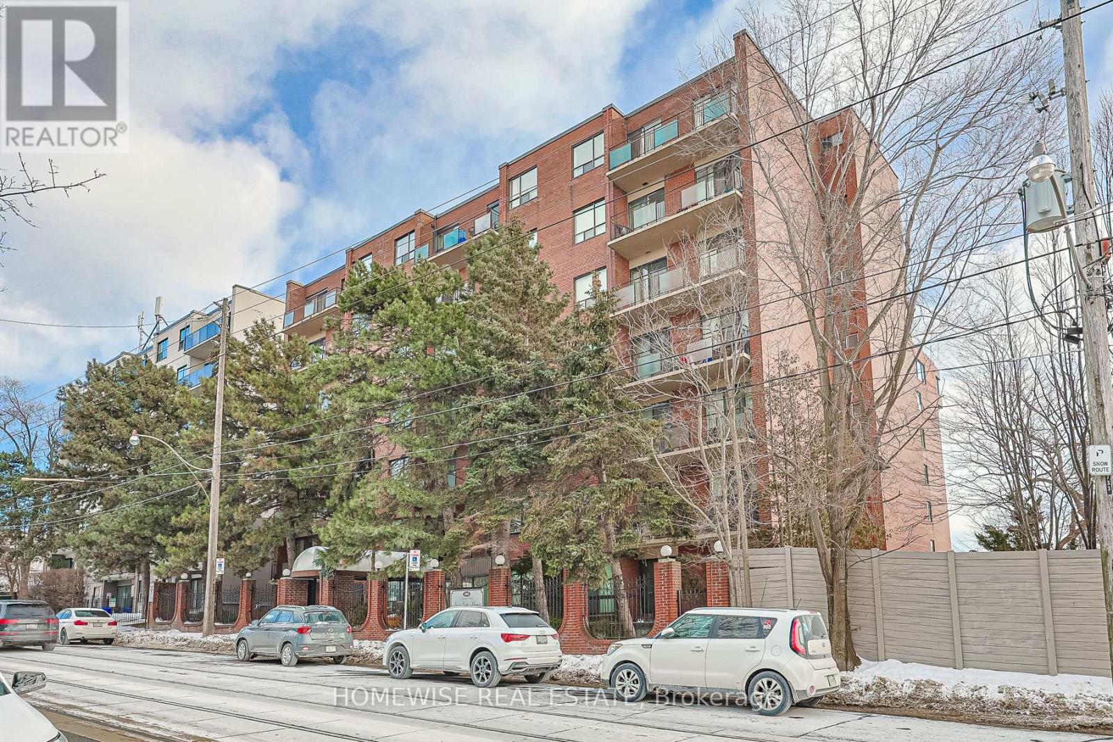 703 - 485 Kingston Road, Toronto, Ontario  M4L 1V6 - Photo 3 - E13214238