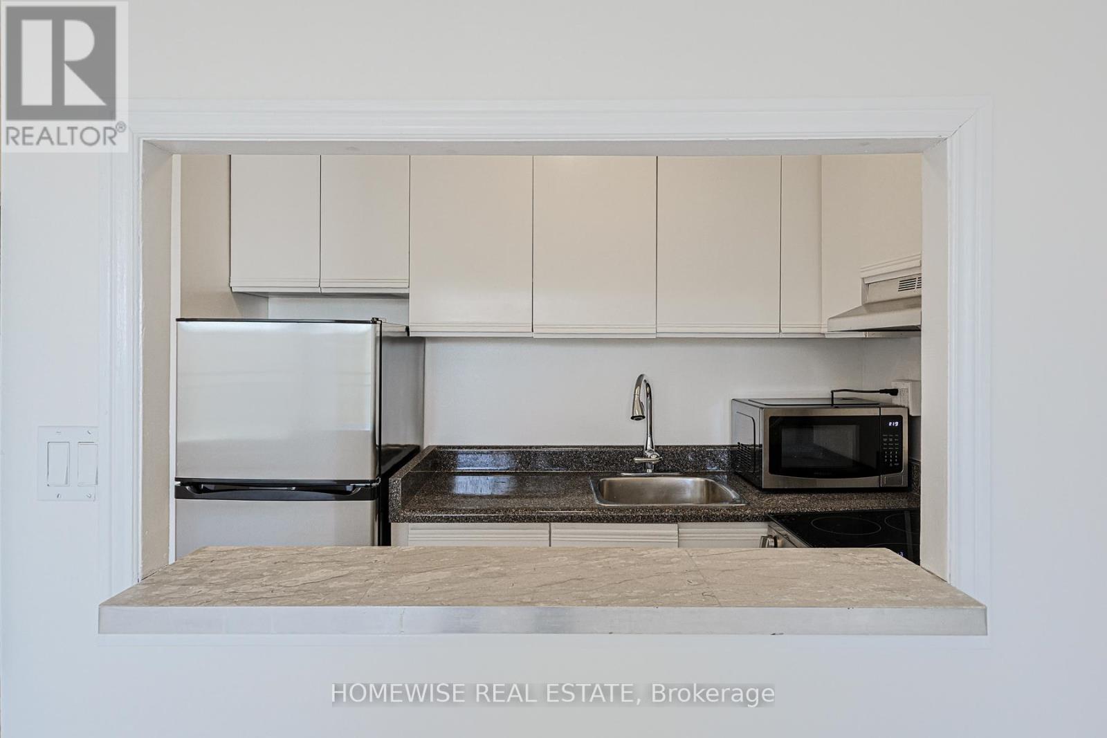 703 - 485 Kingston Road, Toronto, Ontario  M4L 1V6 - Photo 8 - E13214238