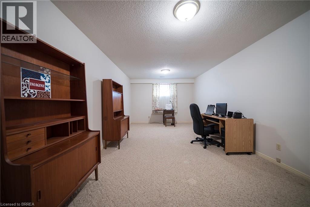 23 Trillium Way, Brantford, Ontario  N3R 7T7 - Photo 24 - 40833812