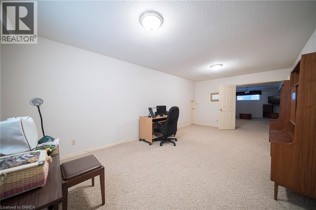 23 Trillium Way, Brantford, Ontario  N3R 7T7 - Photo 25 - 40833812