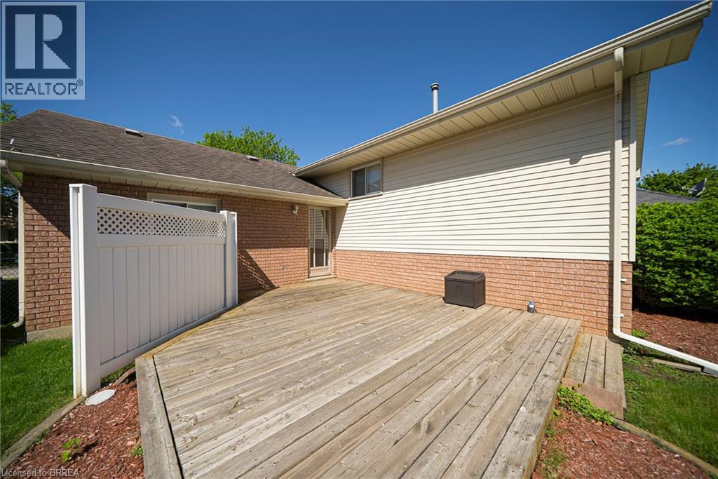 23 Trillium Way, Brantford, Ontario  N3R 7T7 - Photo 31 - 40833812