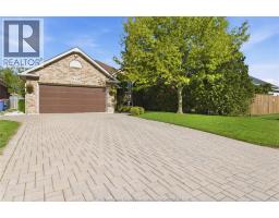416 LILLIAN LANE, Lakeshore, Ontario