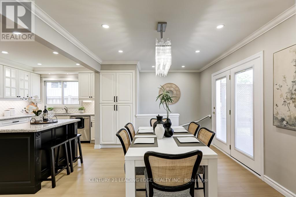 92 Drakefield Road, Markham, Ontario  L3P 1H1 - Photo 2 - N13214030