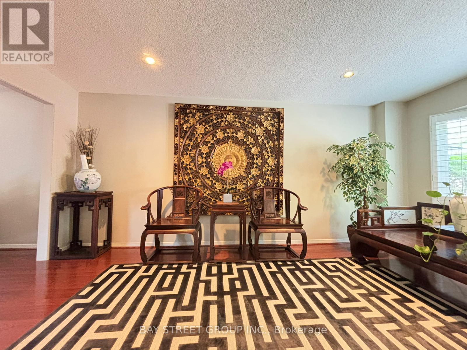 46 Valleyview Road, Markham, Ontario  L3T 6Y9 - Photo 5 - N13214054