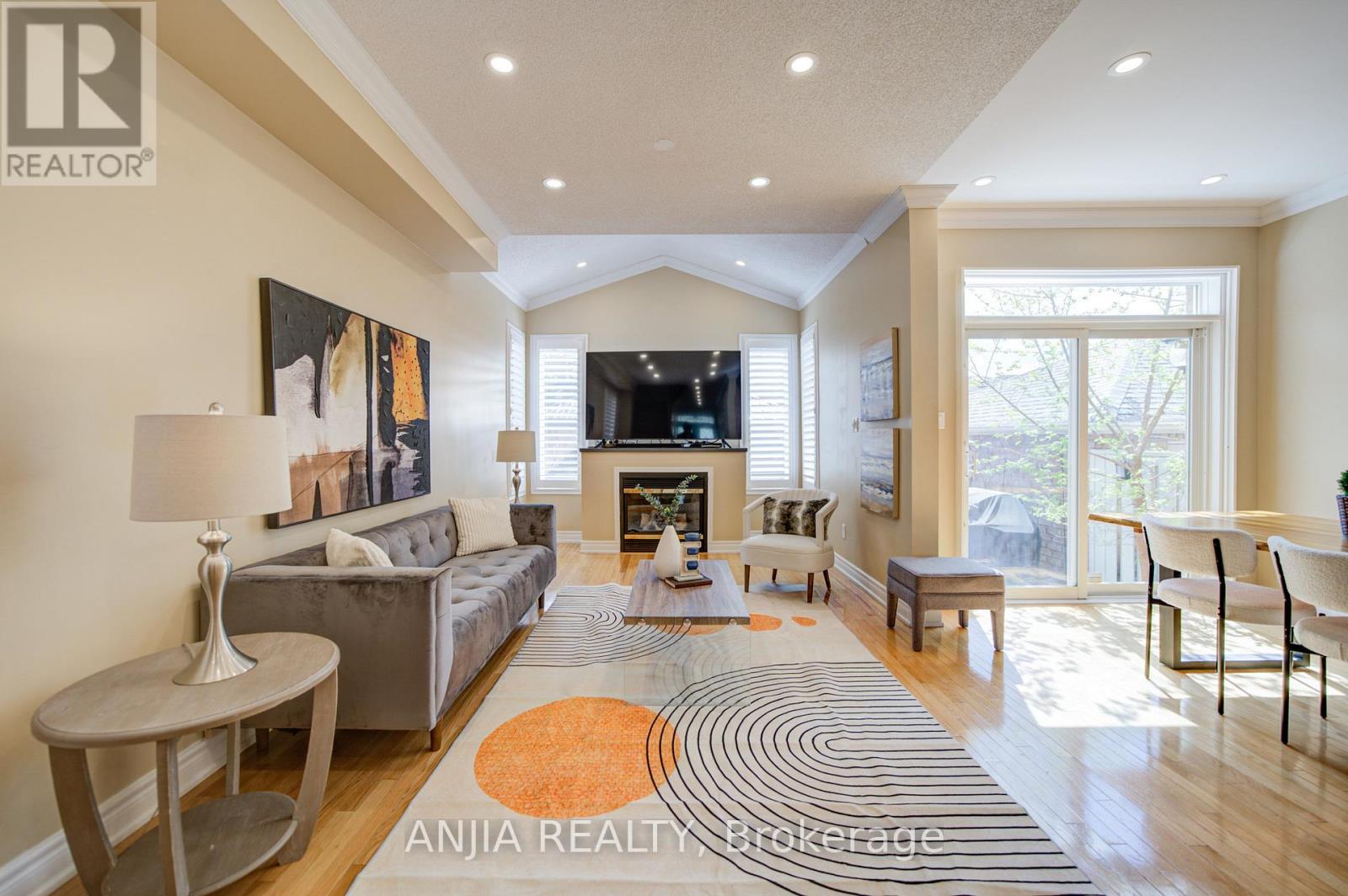 174 Goldenwood Crescent, Markham, Ontario  L6E 1L8 - Photo 14 - N13214058