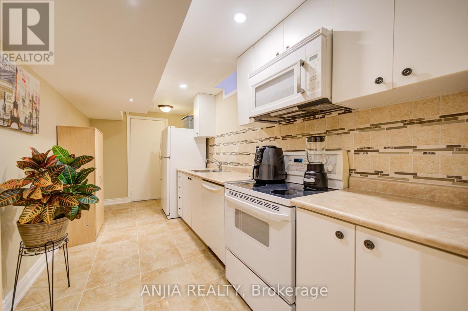 174 Goldenwood Crescent, Markham, Ontario  L6E 1L8 - Photo 44 - N13214058