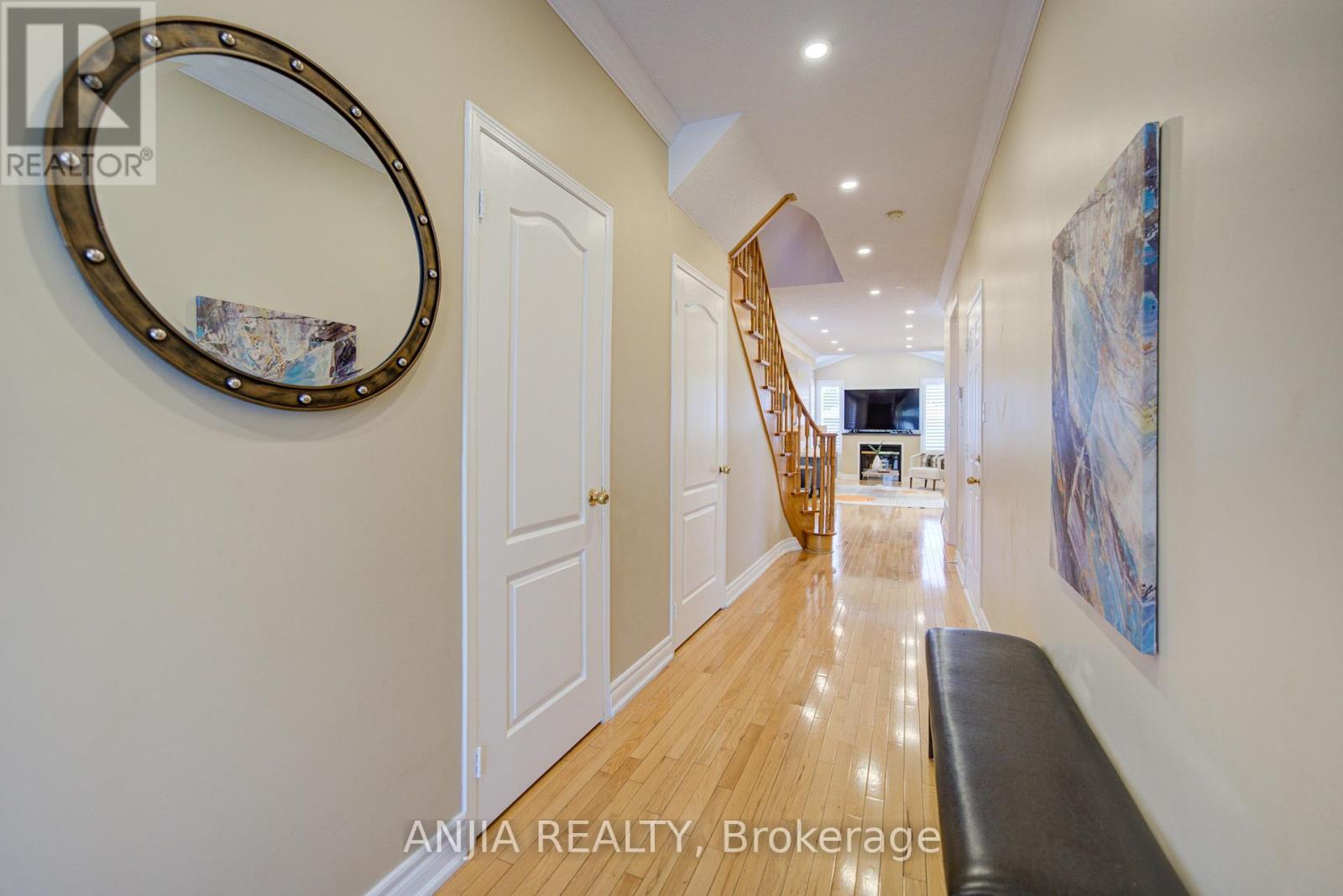 174 Goldenwood Crescent, Markham, Ontario  L6E 1L8 - Photo 5 - N13214058
