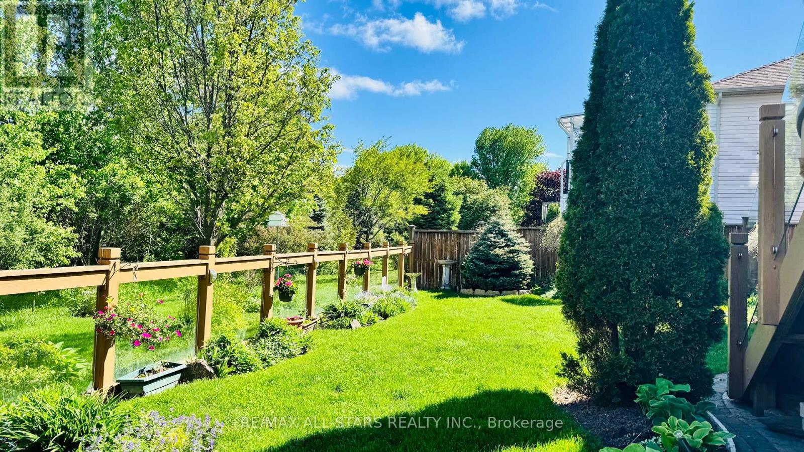 21 Oakside Drive, Uxbridge, Ontario  L9P 2A4 - Photo 7 - N13214086