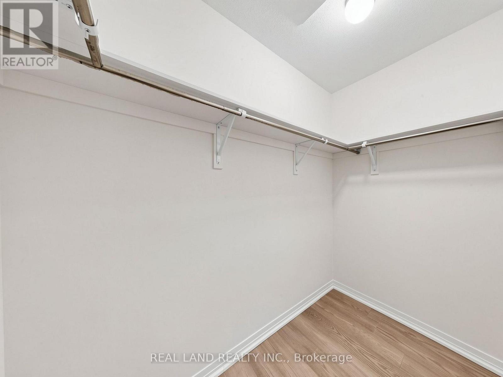 24 Sissons Way, Markham, Ontario  L6B 1R2 - Photo 34 - N13214088