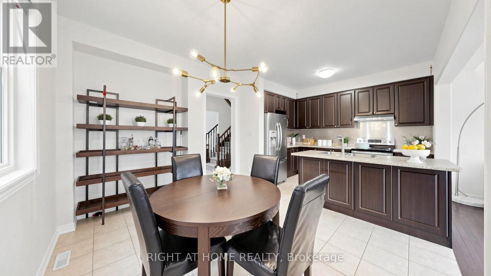 208 Cornell Park Avenue, Markham, Ontario  L6B 0R1 - Photo 7 - N13214134