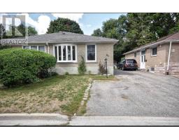 MAIN - 62 TECUMSEH DRIVE, Aurora, Ontario
