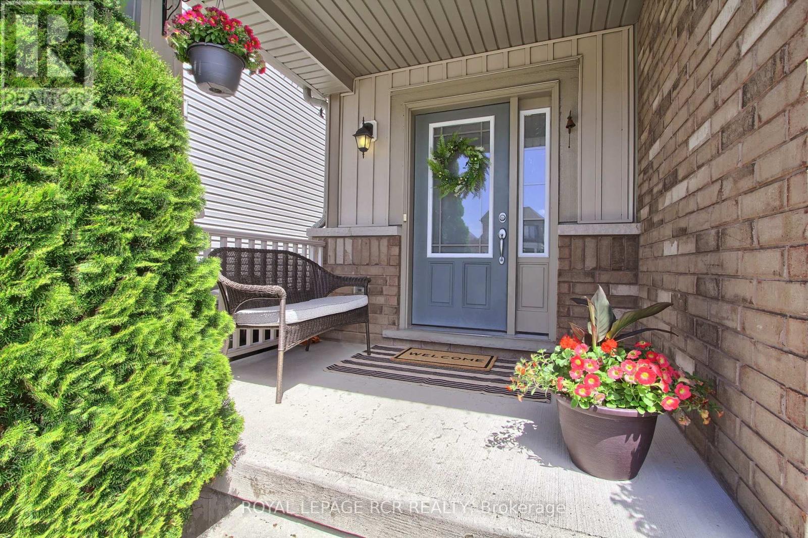 371 Langford Boulevard, Bradford West Gwillimbury (Bradford), Ontario  L3Z 0P7 - Photo 4 - N13214254