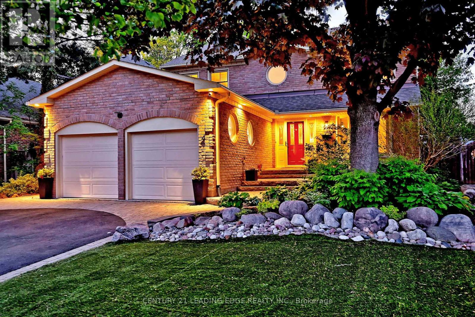 4 FERNDELL CIRCLE, Markham, Ontario