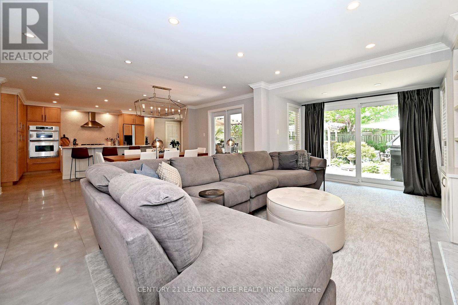 4 Ferndell Circle, Markham, Ontario  L3R 3Y8 - Photo 17 - N13214288