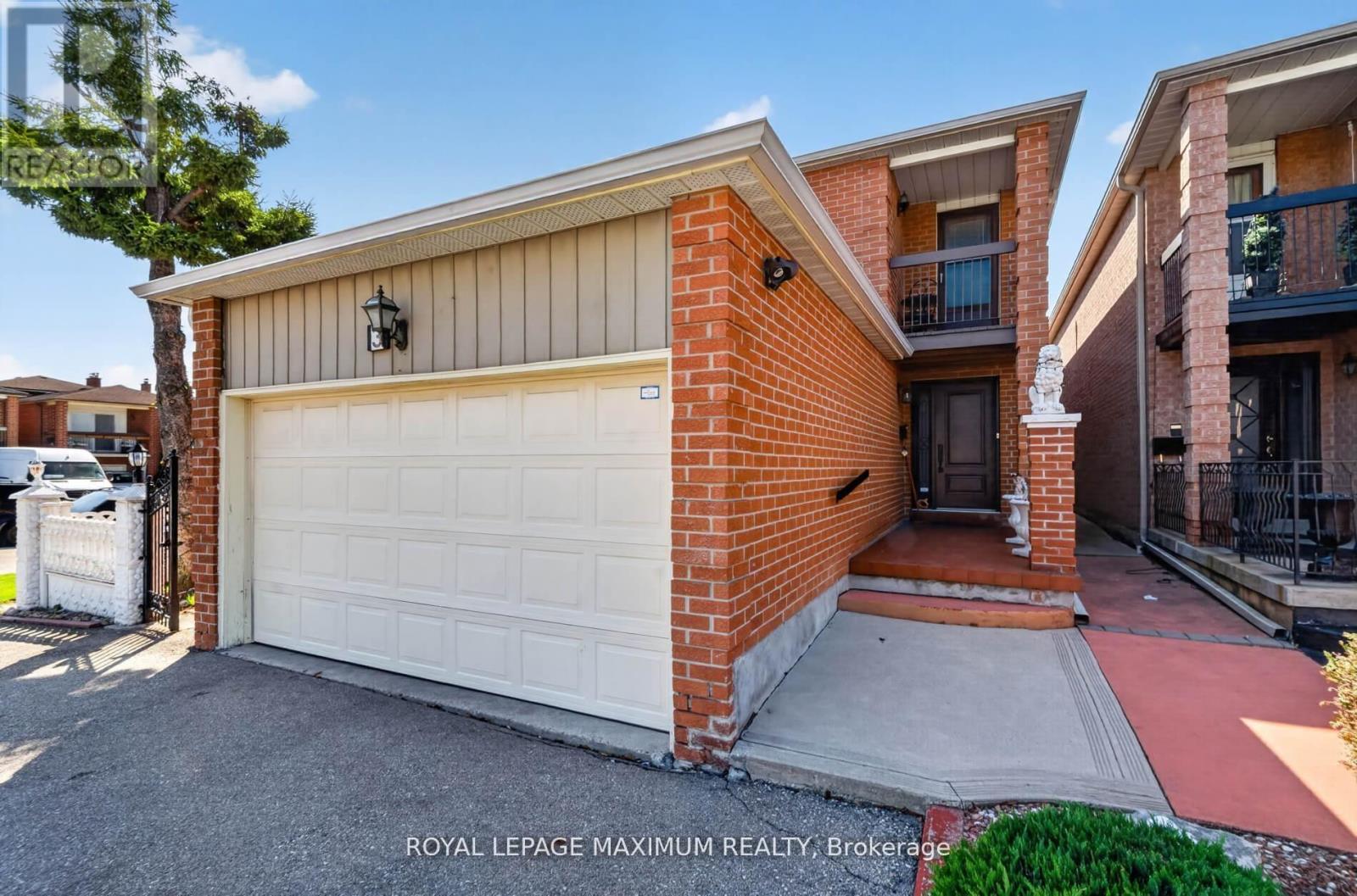 3 Muzzo Court, Vaughan, Ontario  L4L 3K2 - Photo 3 - N13214326