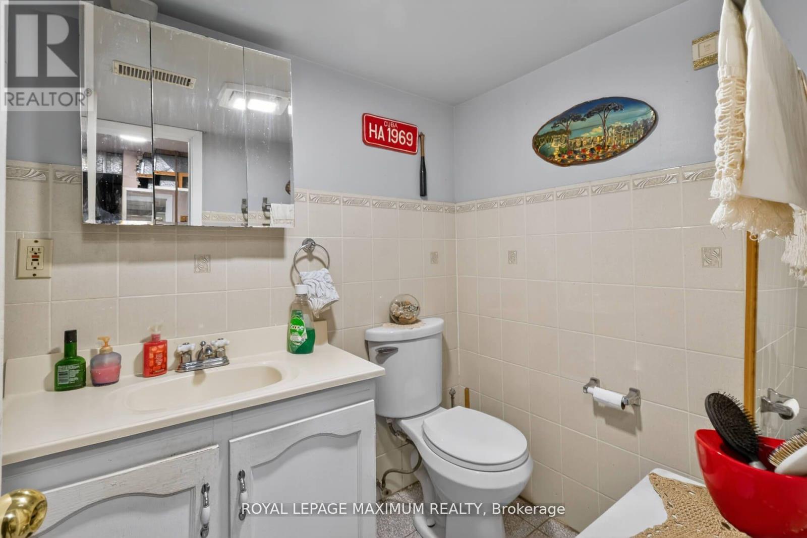 3 Muzzo Court, Vaughan, Ontario  L4L 3K2 - Photo 33 - N13214326