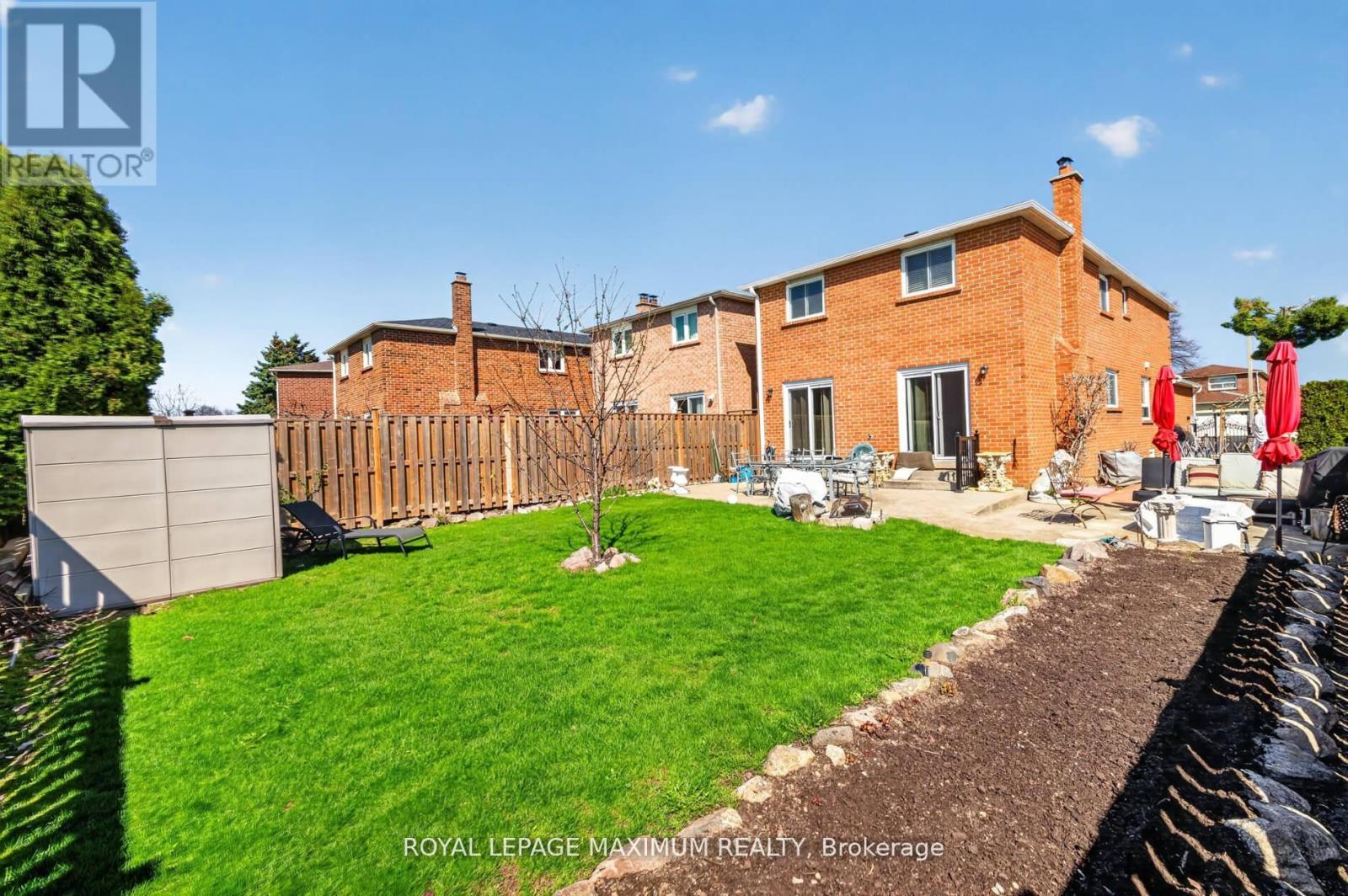 3 Muzzo Court, Vaughan, Ontario  L4L 3K2 - Photo 39 - N13214326