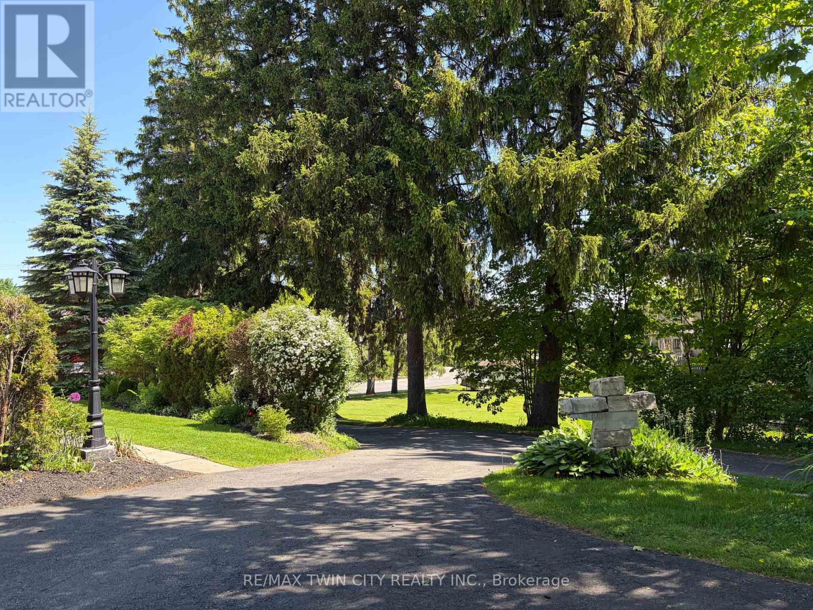 1521 Bridge Street, Wilmot, Ontario  N0B 2E0 - Photo 4 - X13213528