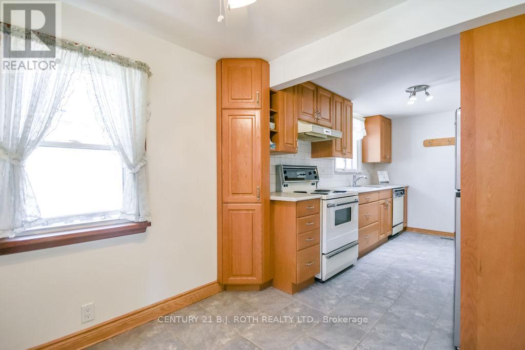 53 Fittons Road W, Orillia, Ontario  L3V 3V1 - Photo 23 - S13214046